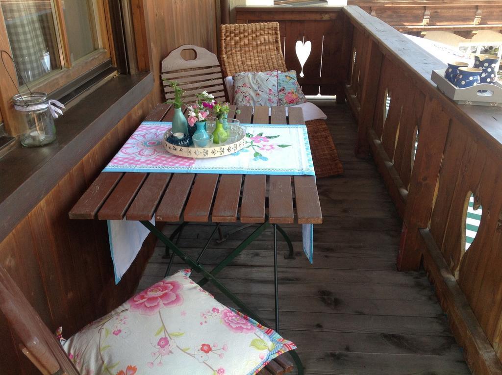 Ferienwohnung Dorfpub Neustift im Stubaital Kamer foto