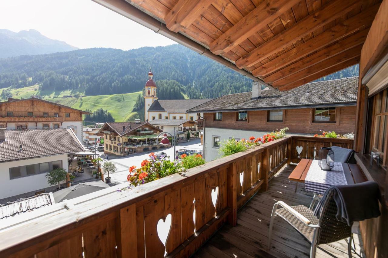 Ferienwohnung Dorfpub Neustift im Stubaital Buitenkant foto
