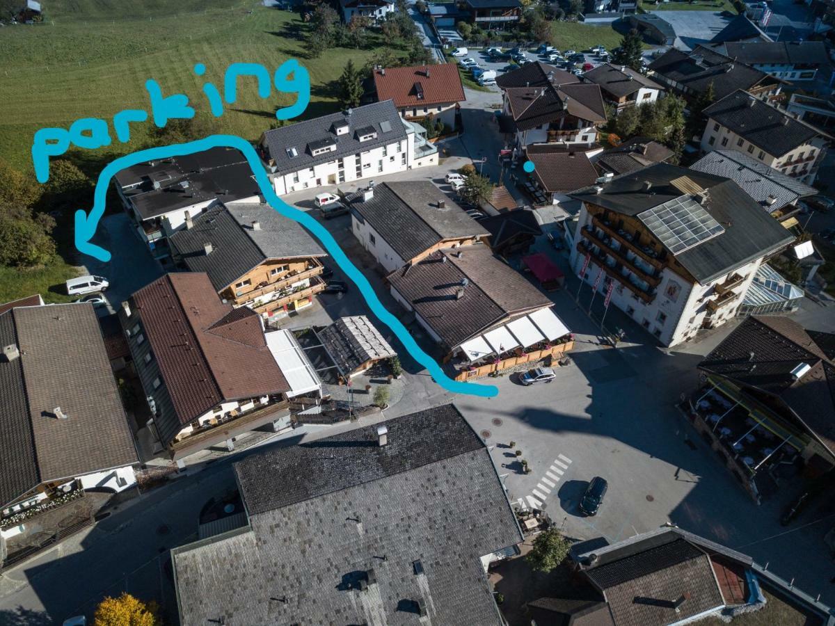 Ferienwohnung Dorfpub Neustift im Stubaital Buitenkant foto